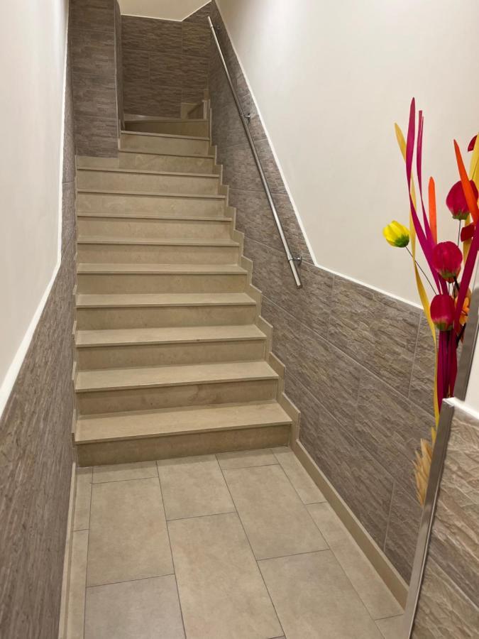 Casa Ferdinandea Apartment คาตาเนีย ภายนอก รูปภาพ