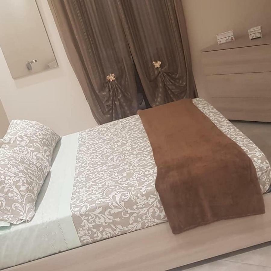 Casa Ferdinandea Apartment คาตาเนีย ภายนอก รูปภาพ